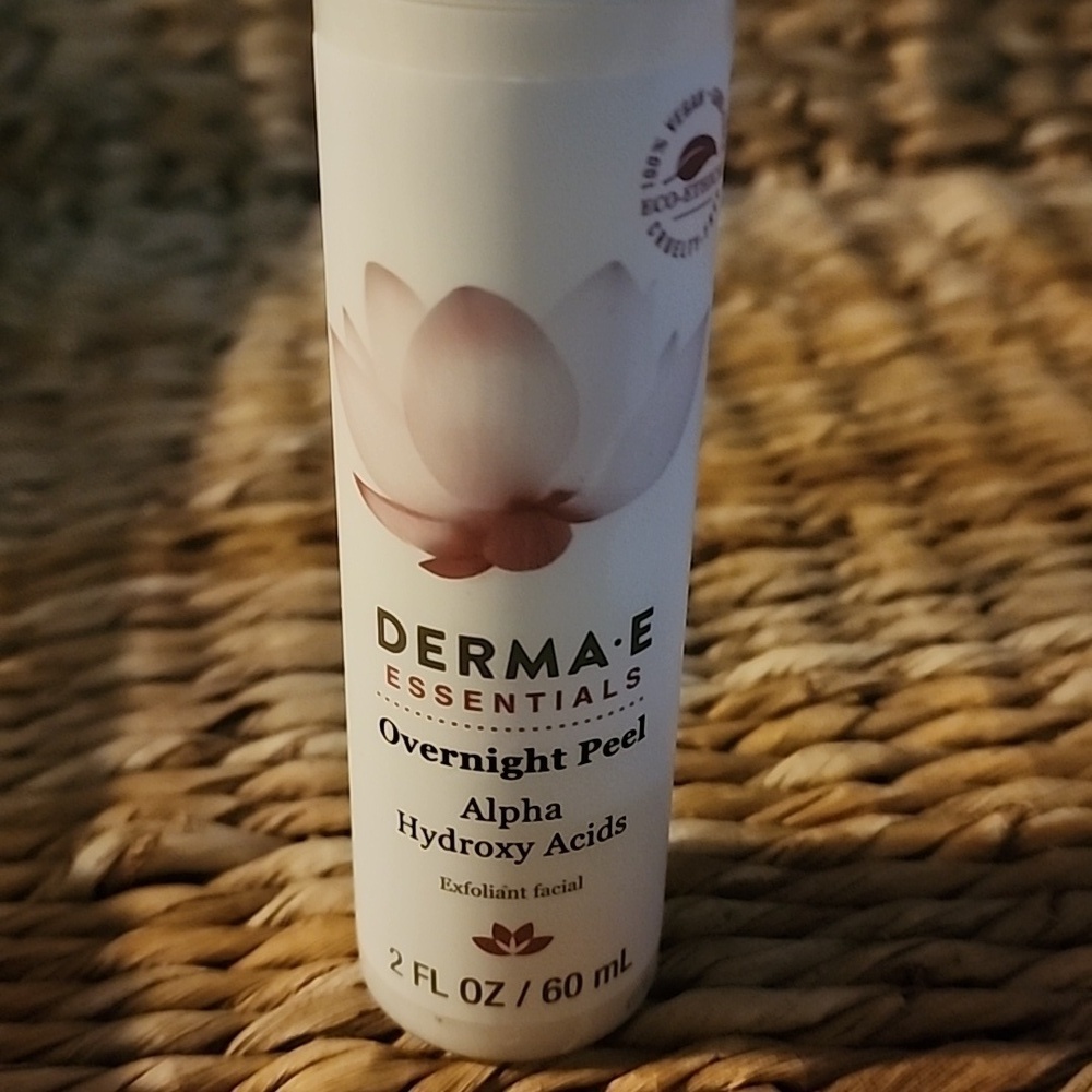 Derma.e Essentials overnight peel